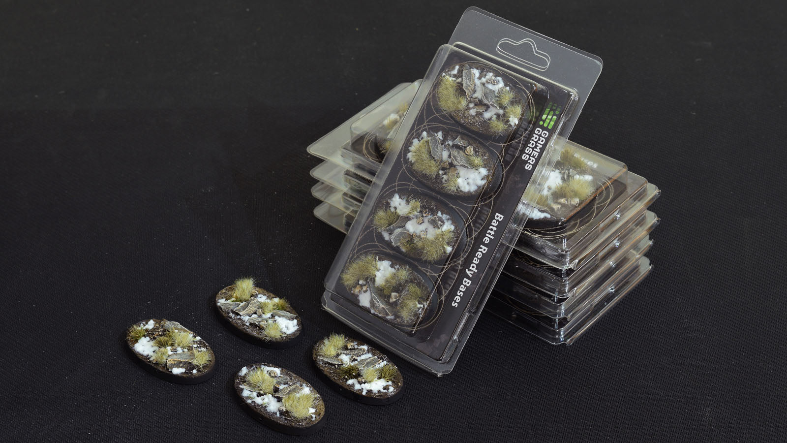 Gamers Grass Battle Ready Bases - Winter - Oval 60mm (x4) | 738956788306
