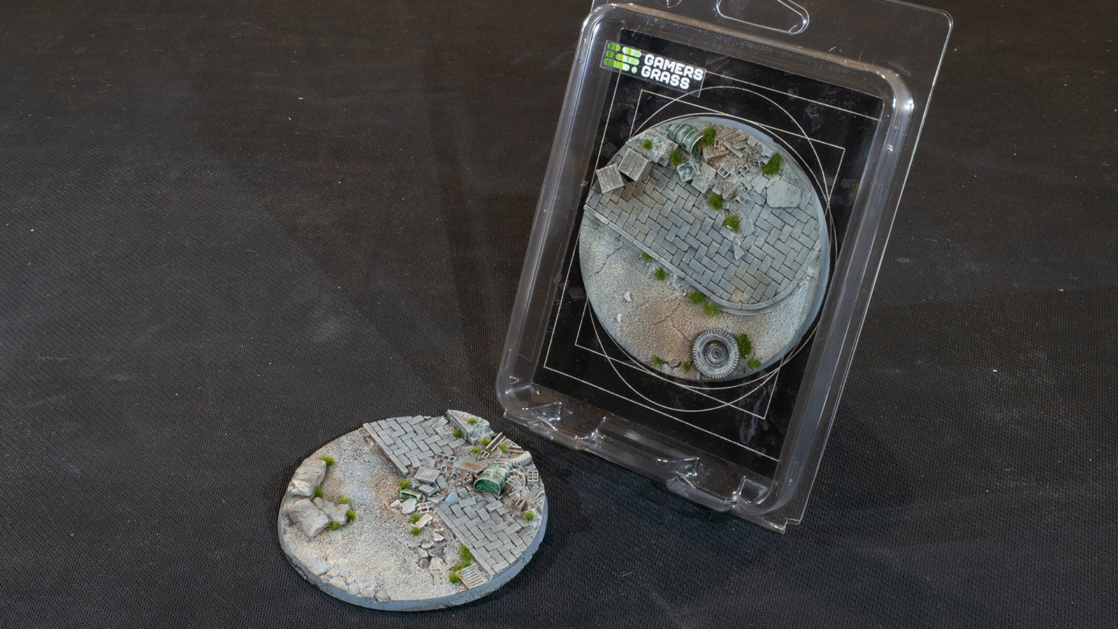 Gamers Grass Battle Ready Bases - Urban Warfare - Round 100mm (x1) | 738956789396