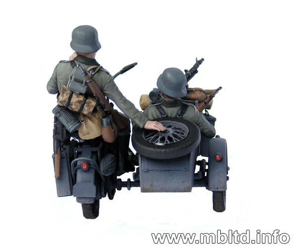 MASTER BOX 1/35 German motorcyclists, 1940-1943 | 4820041760444