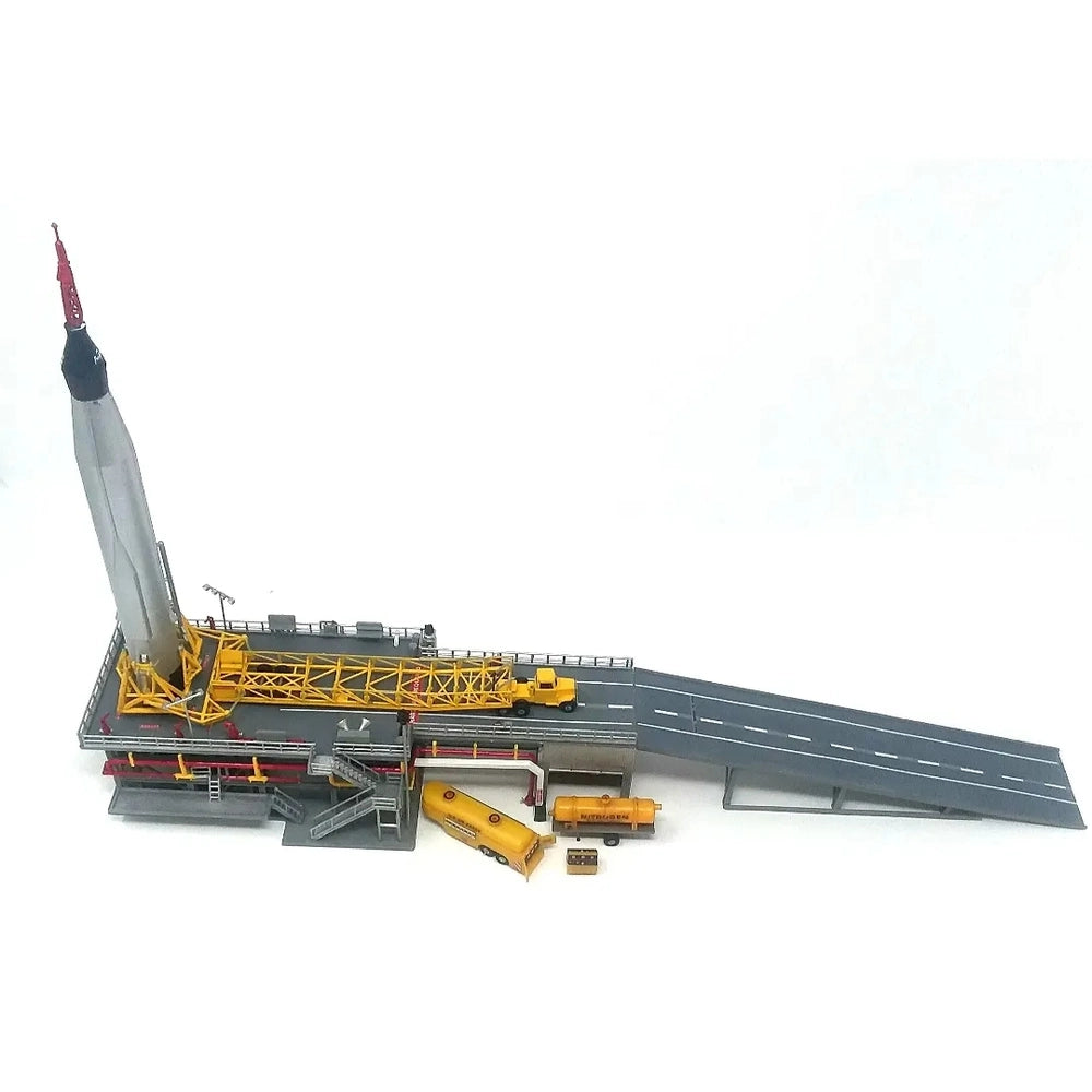 Atlantis 1/110 Atlas Rocket with Mercury Capsule | 850002740066