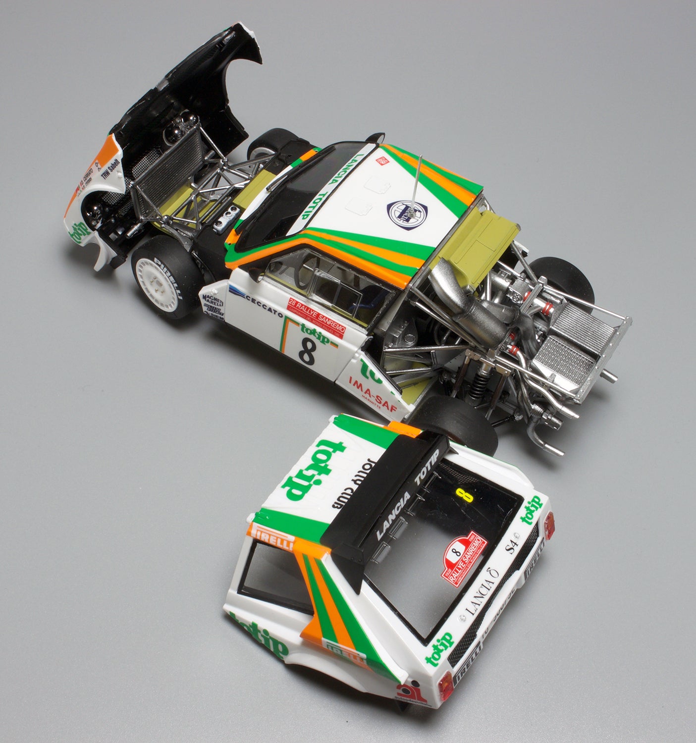 Platz NuNu 1/24 LANCIA Delta S4 Totip, Vehicle | 4545782061000