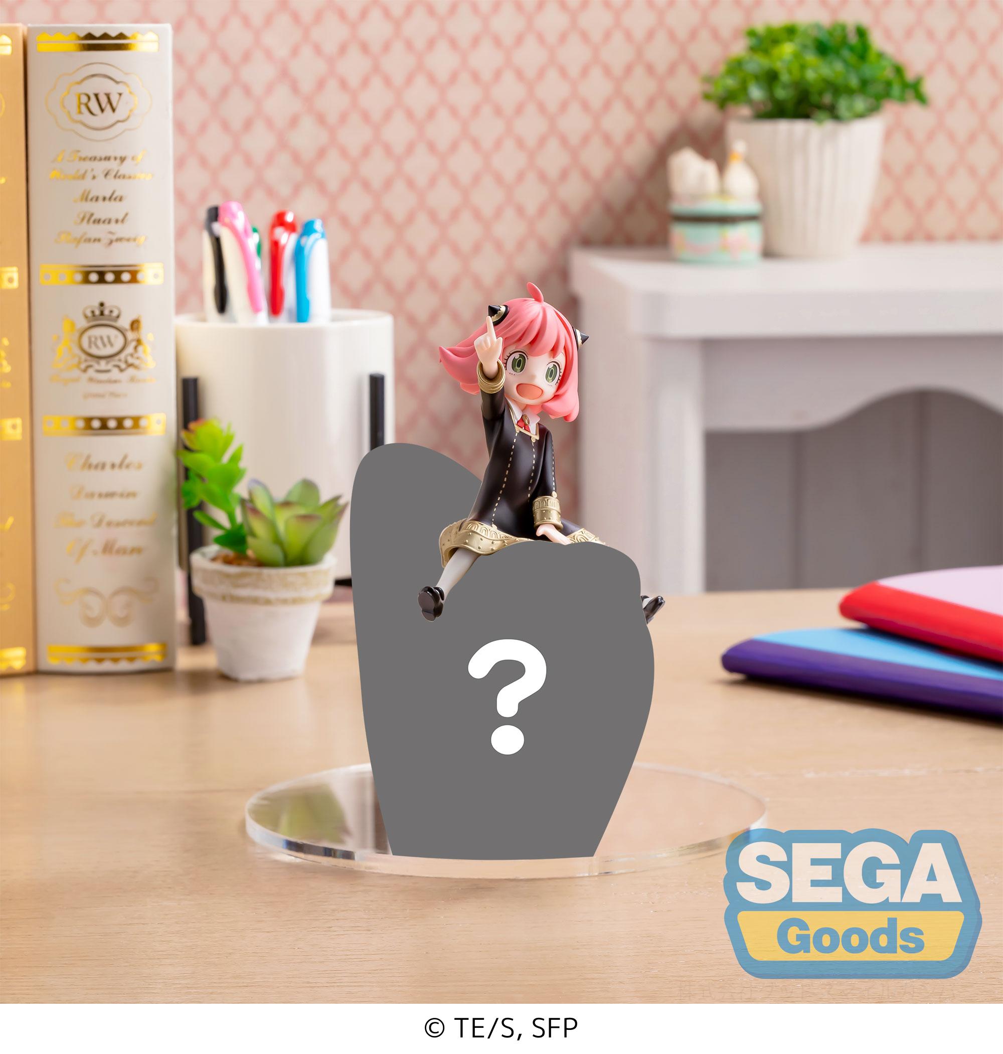 Spy x Family Series Anya Forger &  PM Figure | 4570001962592