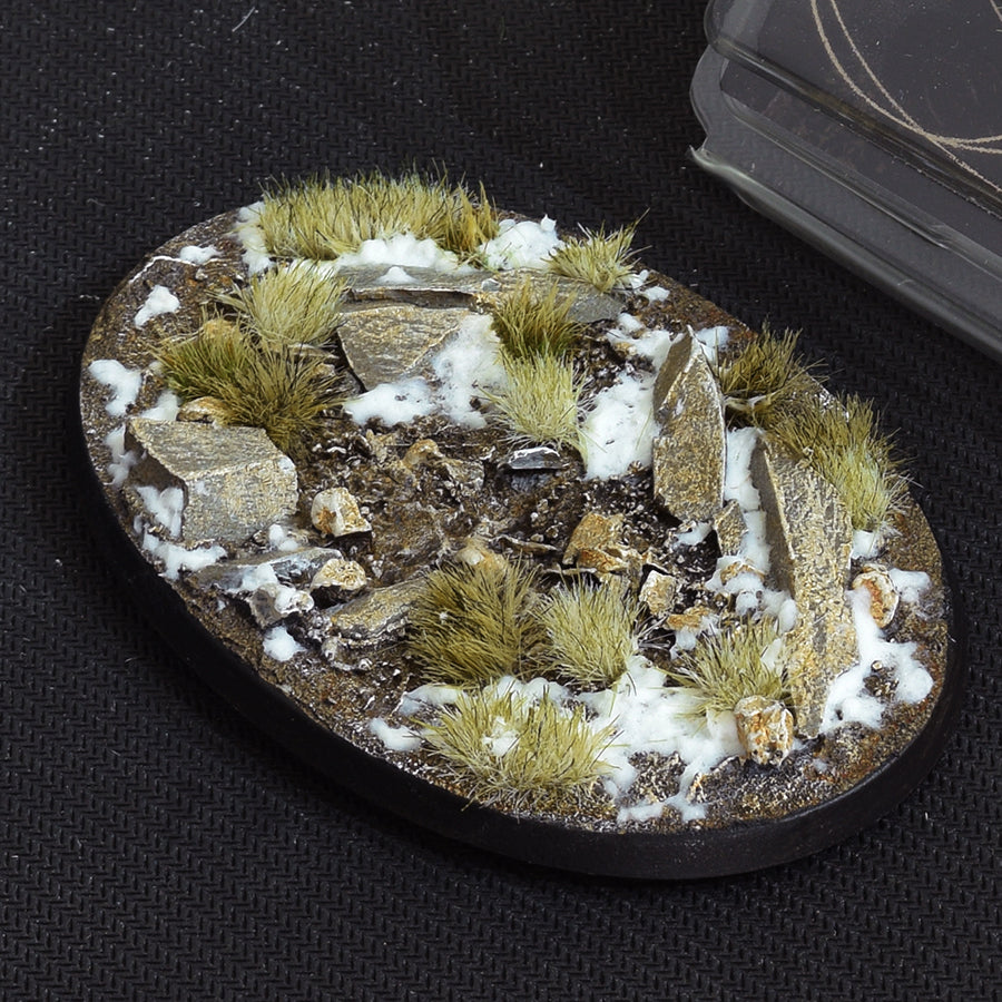 Gamers Grass Battle Ready Bases - Winter - Oval 105mm (x1) | 738956788337