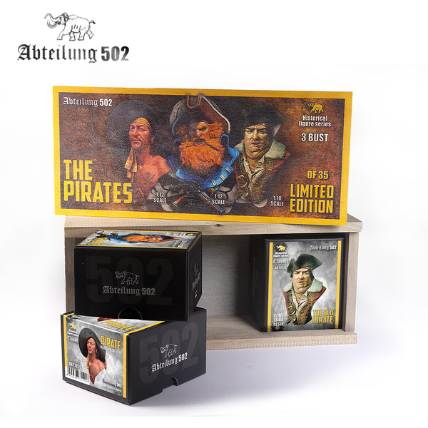 Abteilung502 Historical 3 Pirate Busts Figures Deluxe Wooden Box - Limited Edition - Abt Historical Figure Series