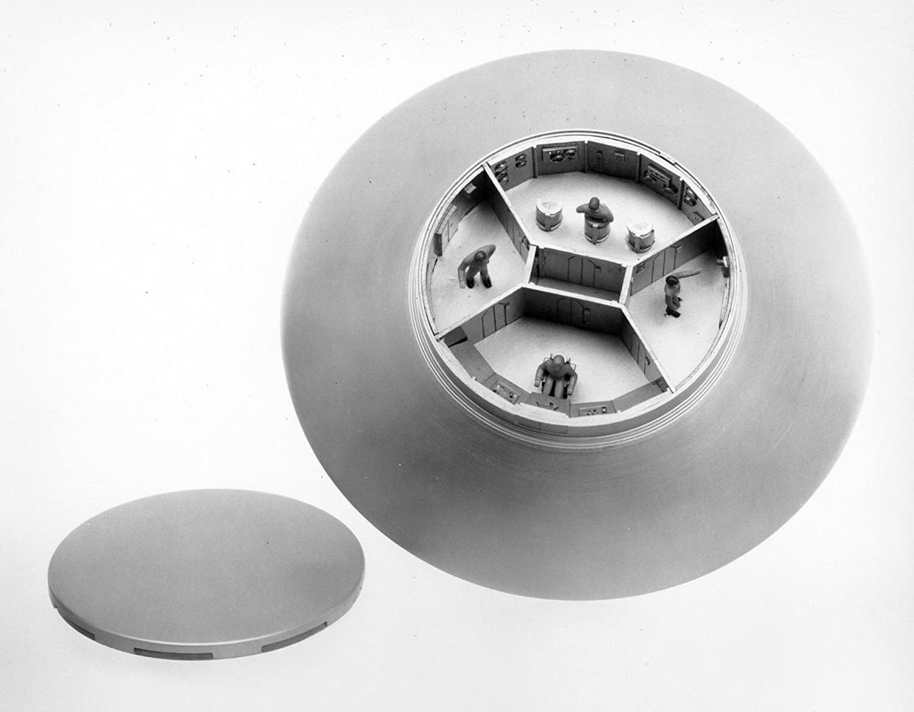 Atlantis 1/72 The Flying Saucer | 850002740394