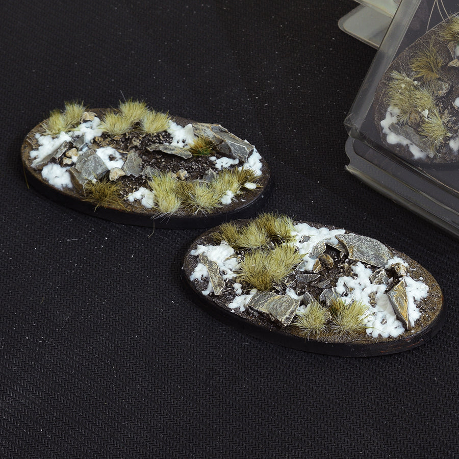 Gamers Grass Battle Ready Bases - Winter - Oval 90mm (x2) | 738956788320