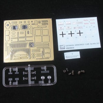 Bronco Models 1/35 Sd.Kfz.221 Leichter Panzerspahwagen (s.Pz.B.41) Armoured Car | 4544032659547