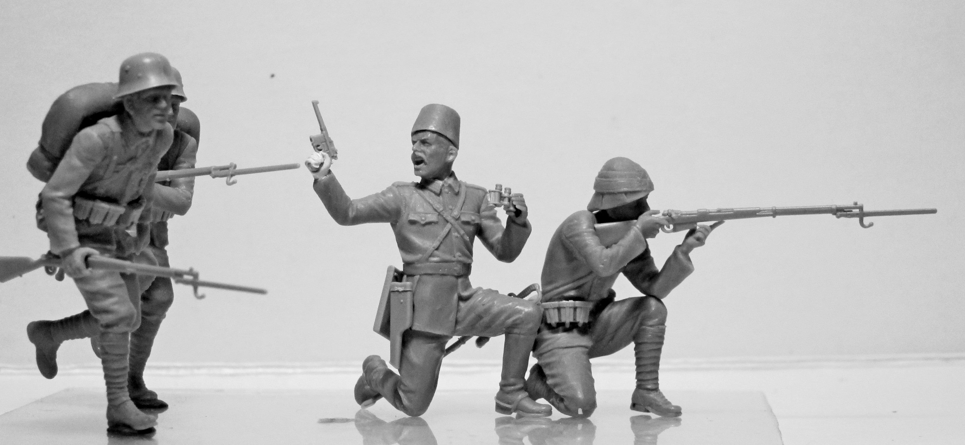ICM Gallipoli (1915)   (ANZAC Infantry (4 figures), Turkish Infantry (4 figures)) | 4823044405398