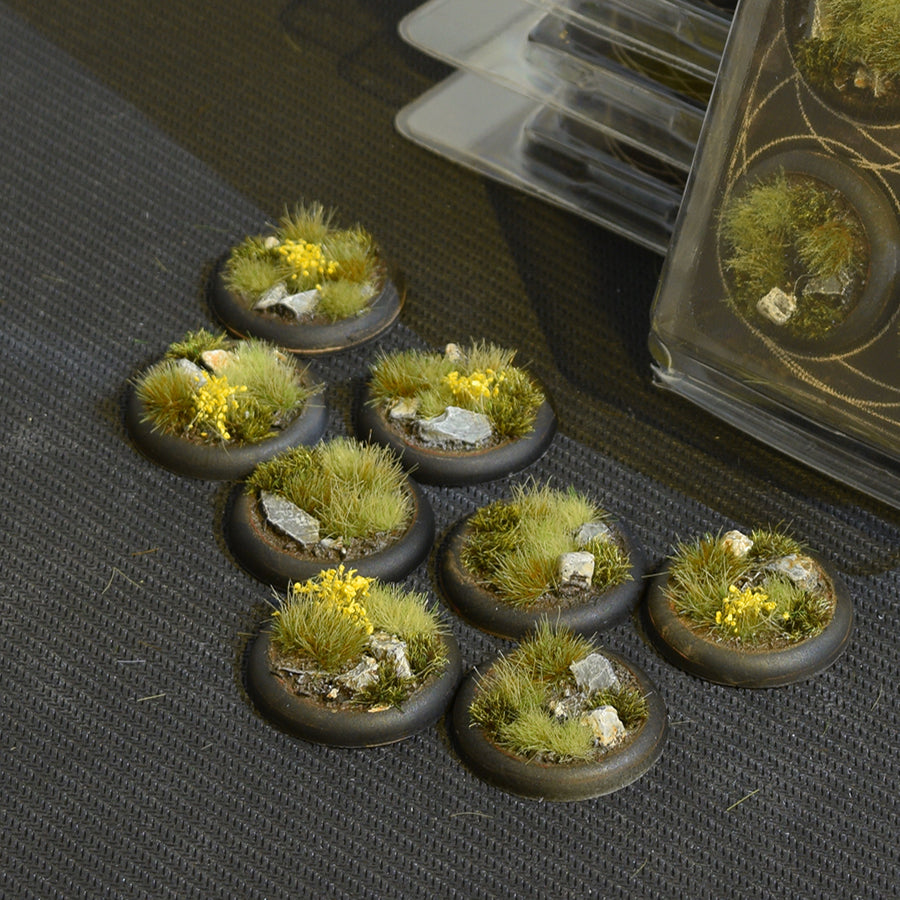 Gamers Grass Battle Ready Bases - Highland - Round Lip 30mm (x8) | 738956788535