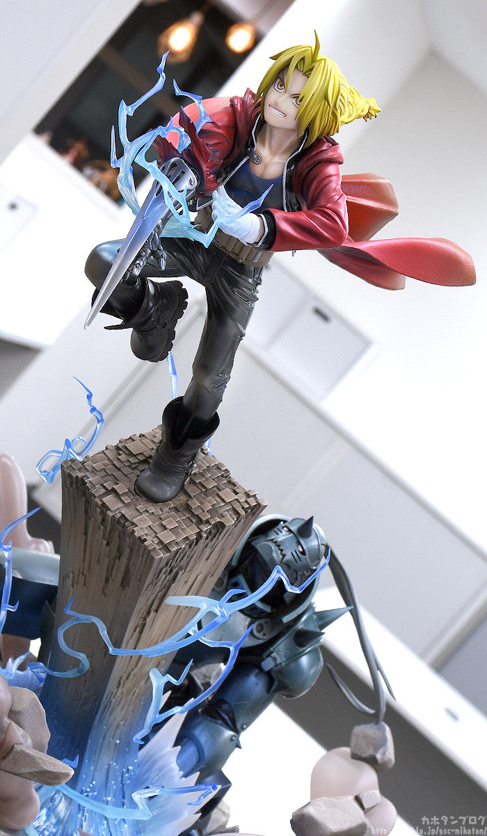 Fullmetal Alchemist Brotherhood Series Edward Elric & Alphonse Elric Figure | 4580416945233