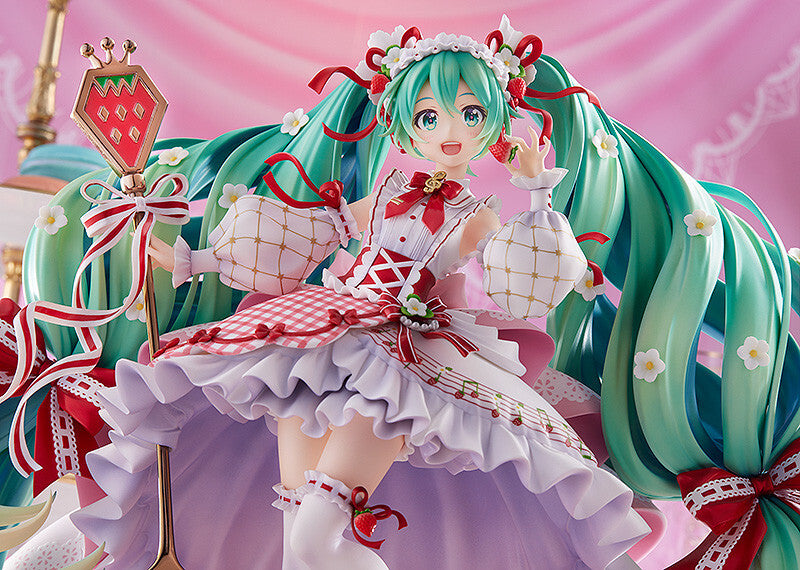 Good Smile Company Character Vocal Series 01: Hatsune Miku Series Miku 15th Anniversary Ver. 1/7 Scale Figure