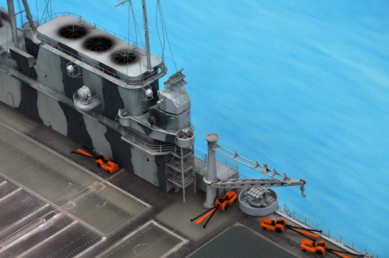 ILOVEKIT 1/200 USS Hornet CV-8 | 9580208620015