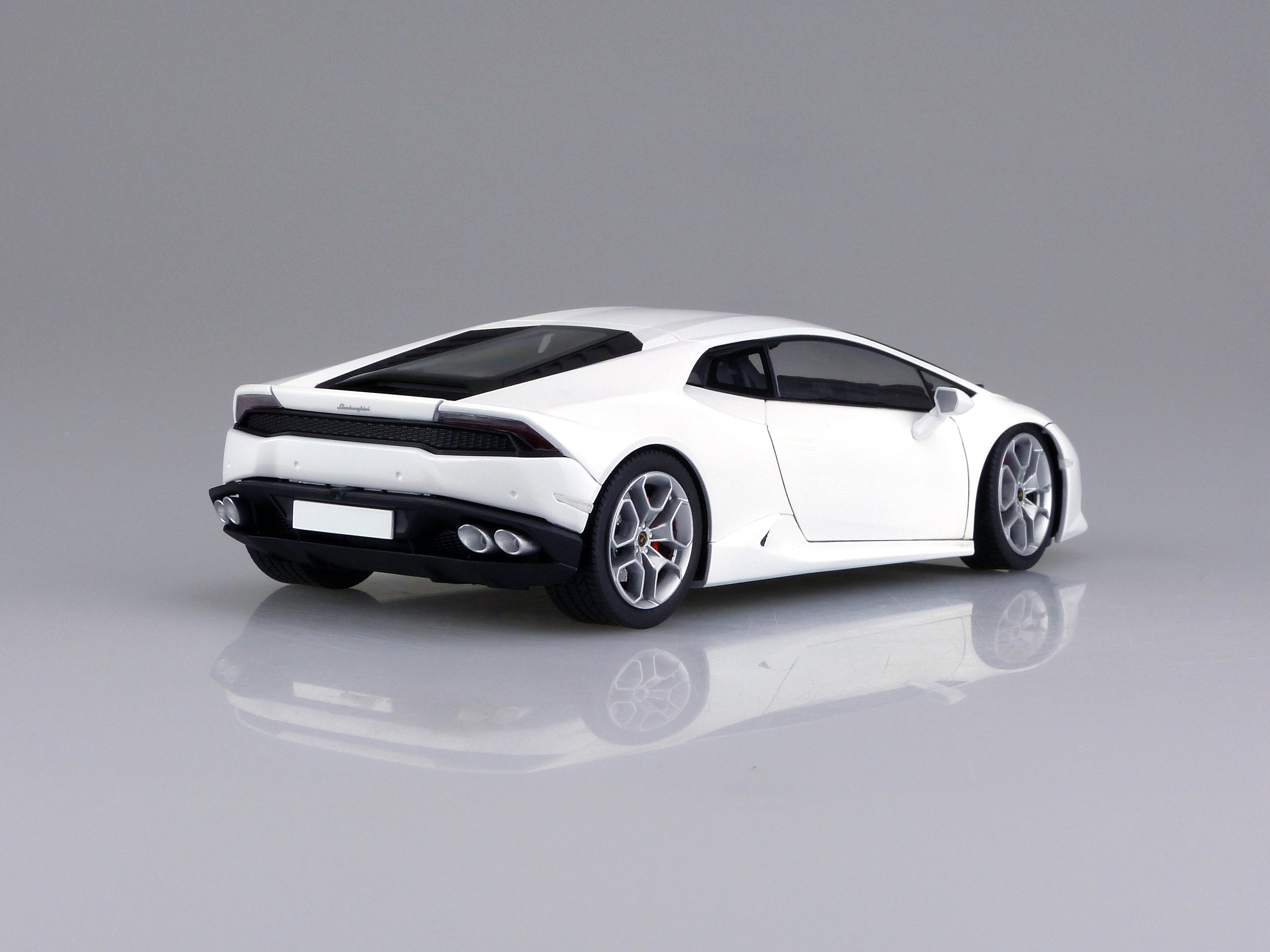 Aoshima 1/24 Lamborghini Huracan LP610-4[Overseas Edition] | 4905083013823