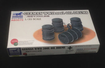 Bronco Models 1/35 GERMAN WWII 200L Oil Drums | 6970162330052