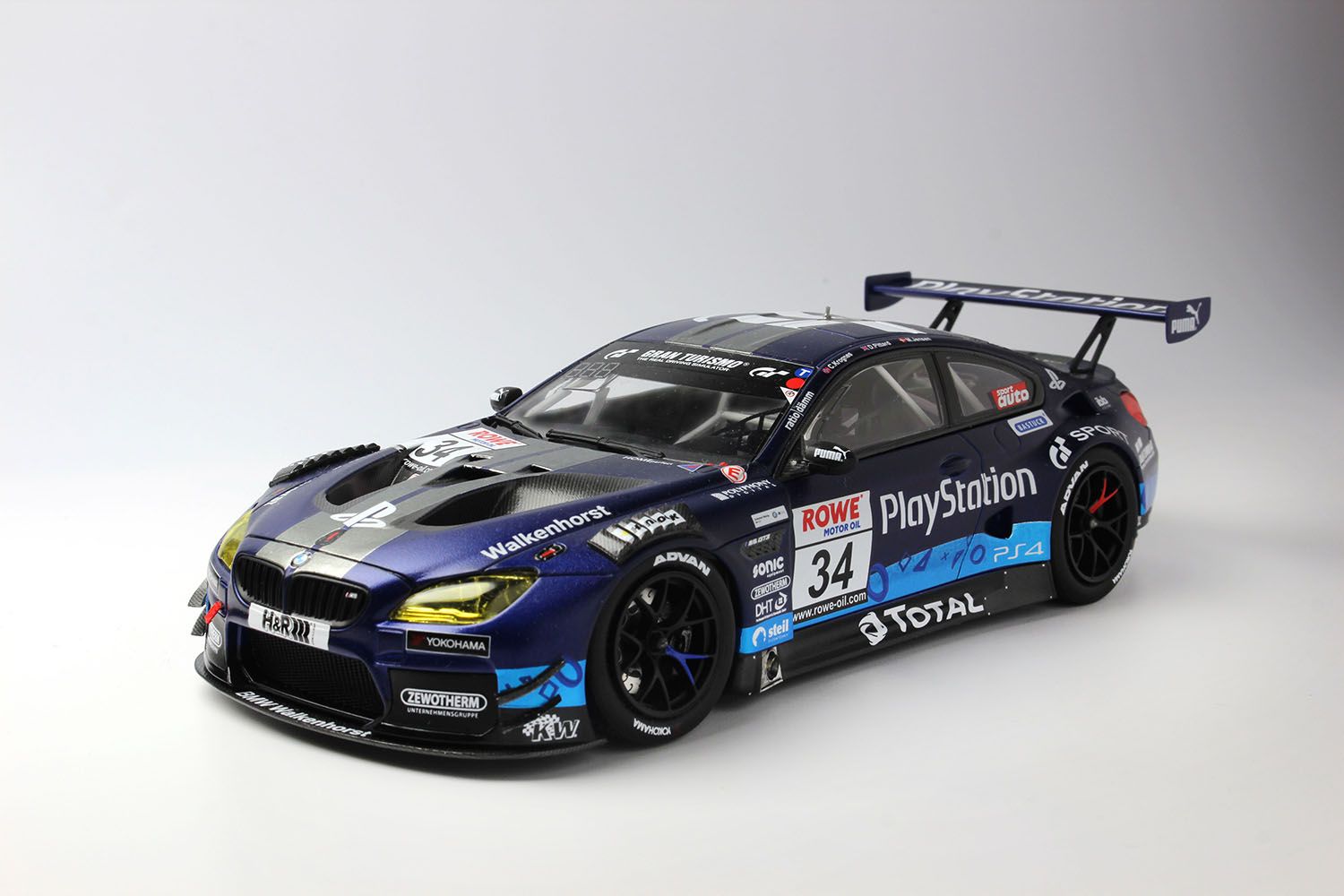 Platz Nunu 1/24 Racing Series: BMW M6 GT3 Rundstrecken-Trophy 2020 Winner | 4545782071733