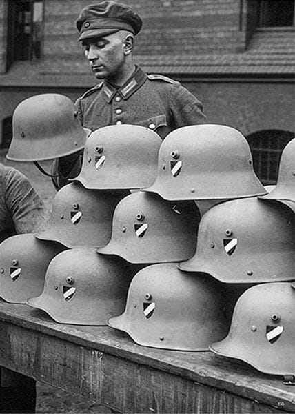 Abteilung502 Deutsche Uniformen (1919-1945) Vol 1 - English | 8435568307575