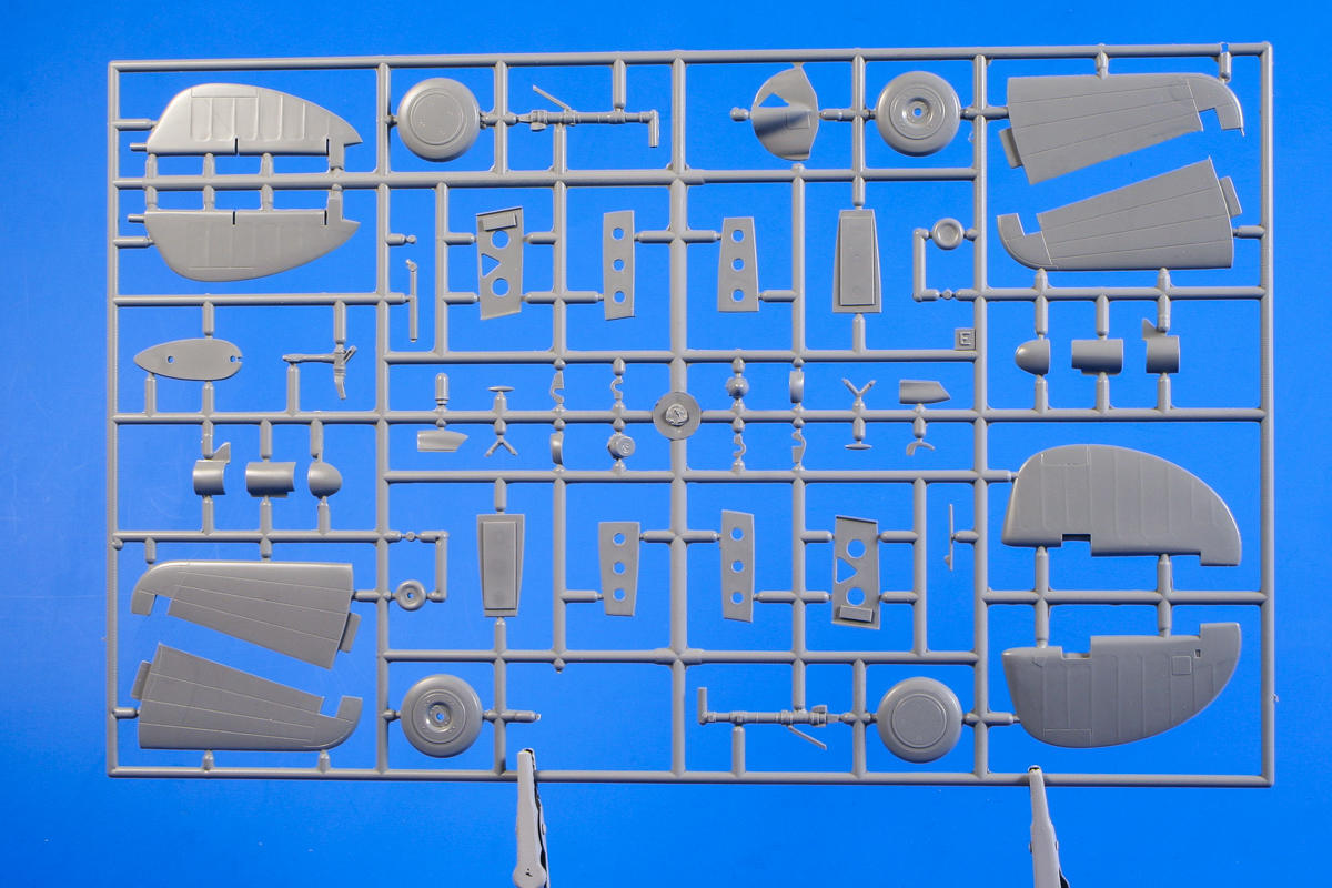 Special Hobby 1/32 Mohawk Mk.IV 'Hawk with Cyclone Engine | 8594071080808