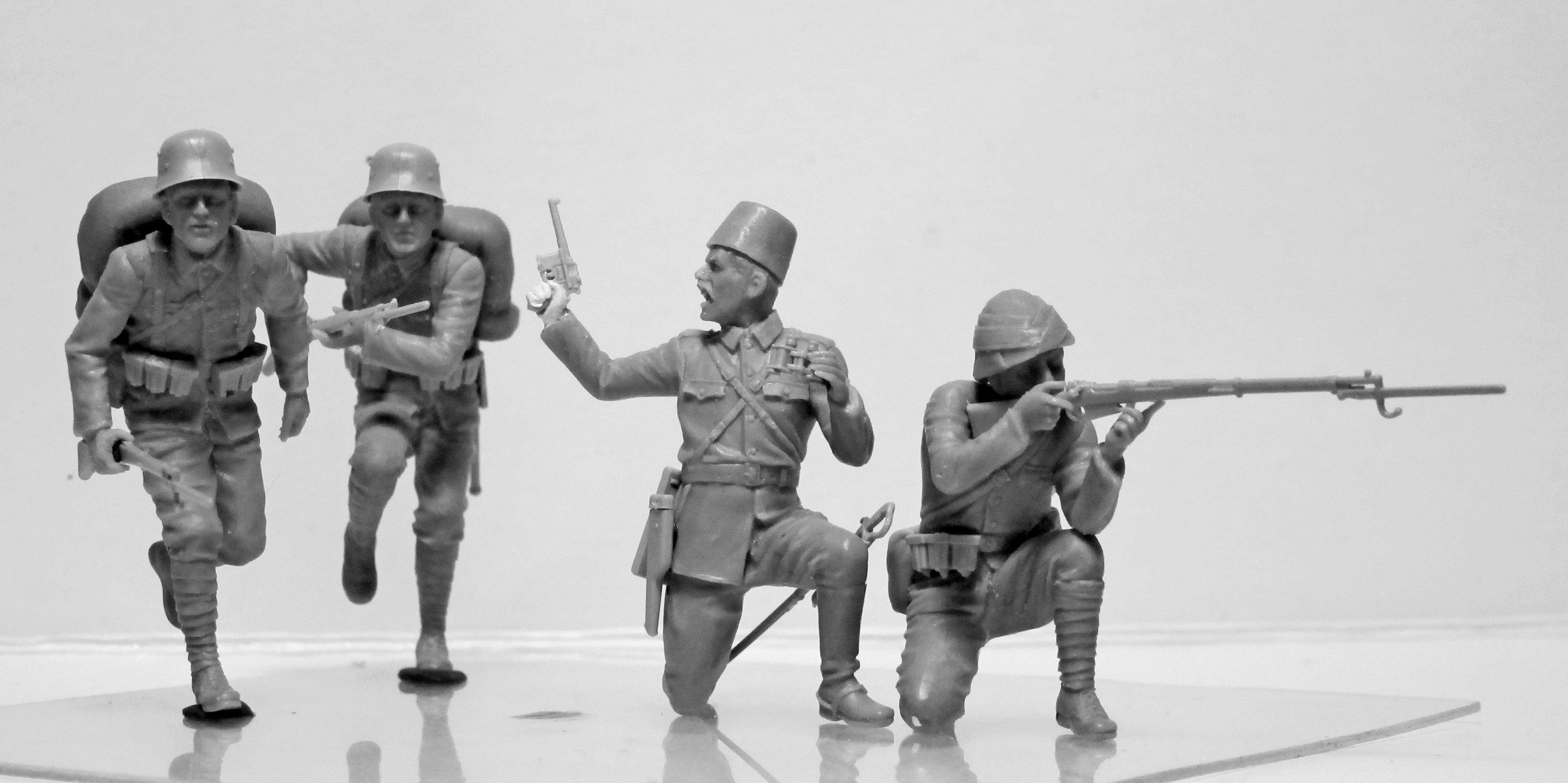 ICM Gallipoli (1915)   (ANZAC Infantry (4 figures), Turkish Infantry (4 figures)) | 4823044405398