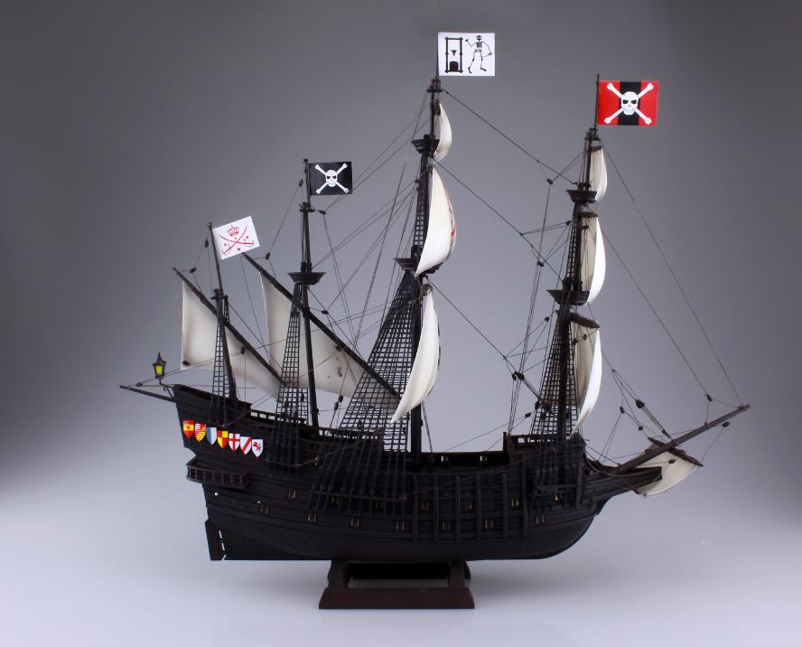 Aoshima 1/100 Pirate Ship