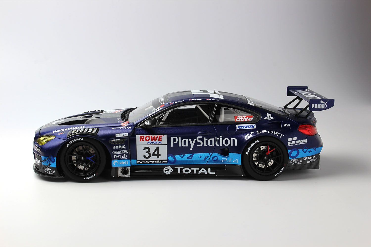 Platz Nunu 1/24 Racing Series: BMW M6 GT3 Rundstrecken-Trophy 2020 Winner | 4545782071733