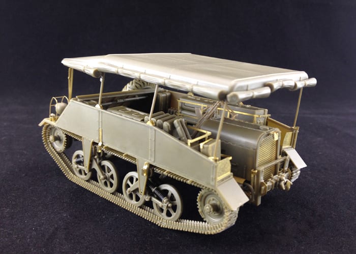 Bronco Models 1/35 Loyd Carrier No.2 Mk. II Anti Tank Gun Tractor | 4544032714550
