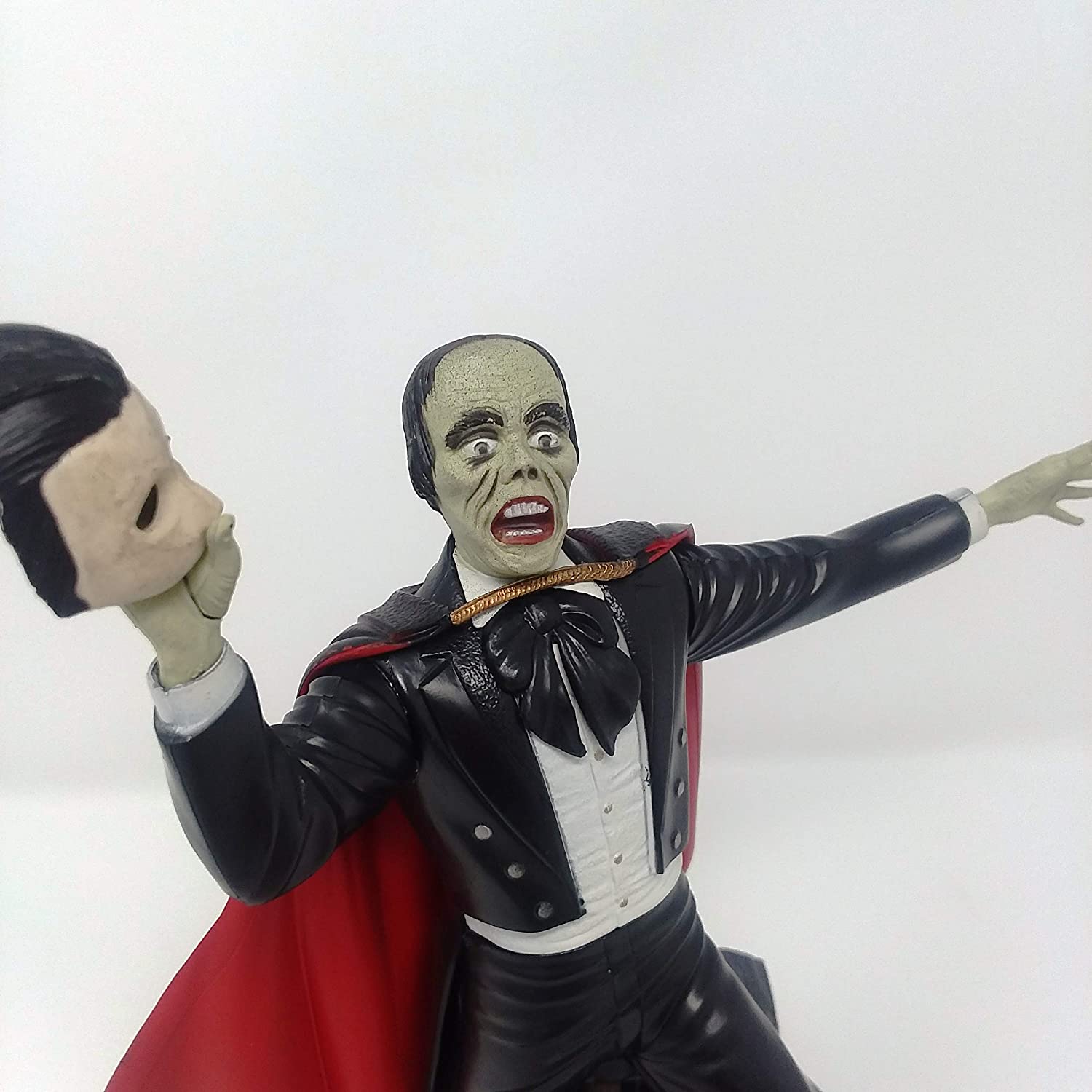 Atlantis 1/8 Phantom of the Opera Glow | 850002740400