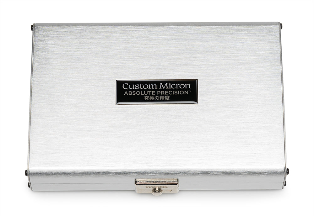 IWATA Custom Micron CM-SB Side Feed Dual Action Airbrush | 734748051610