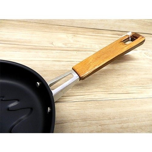 Benelic Calcifer Kitchen Tool Frying Pan 'Howl's Moving Castle' | 4990593181209