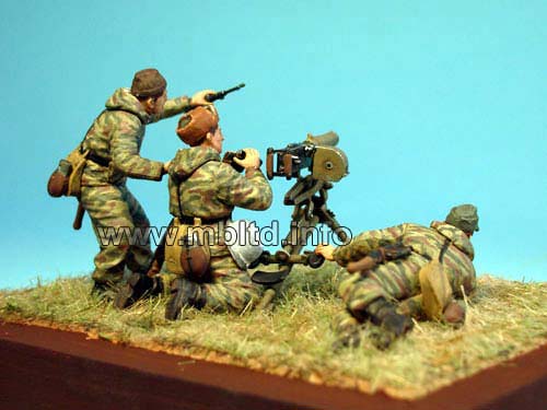 MASTER BOX German machinegun crew, Eastern front, Kurland,  1944 | 4820041760314