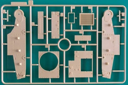 Riich 1/35 Vickers 6-Ton light tank Alt B Early Production-Finland-VAE 546 (with interior) 2 in 1 | 6953391900890