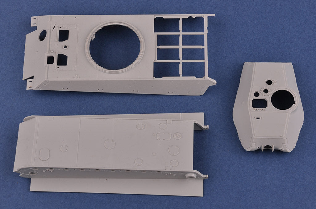 Hobby Boss 1/35 Pz.Kpfw.VI Sd.Kfz.182 King Tiger 'Porsche Turret' w/ Zimmerit | 6939319245304