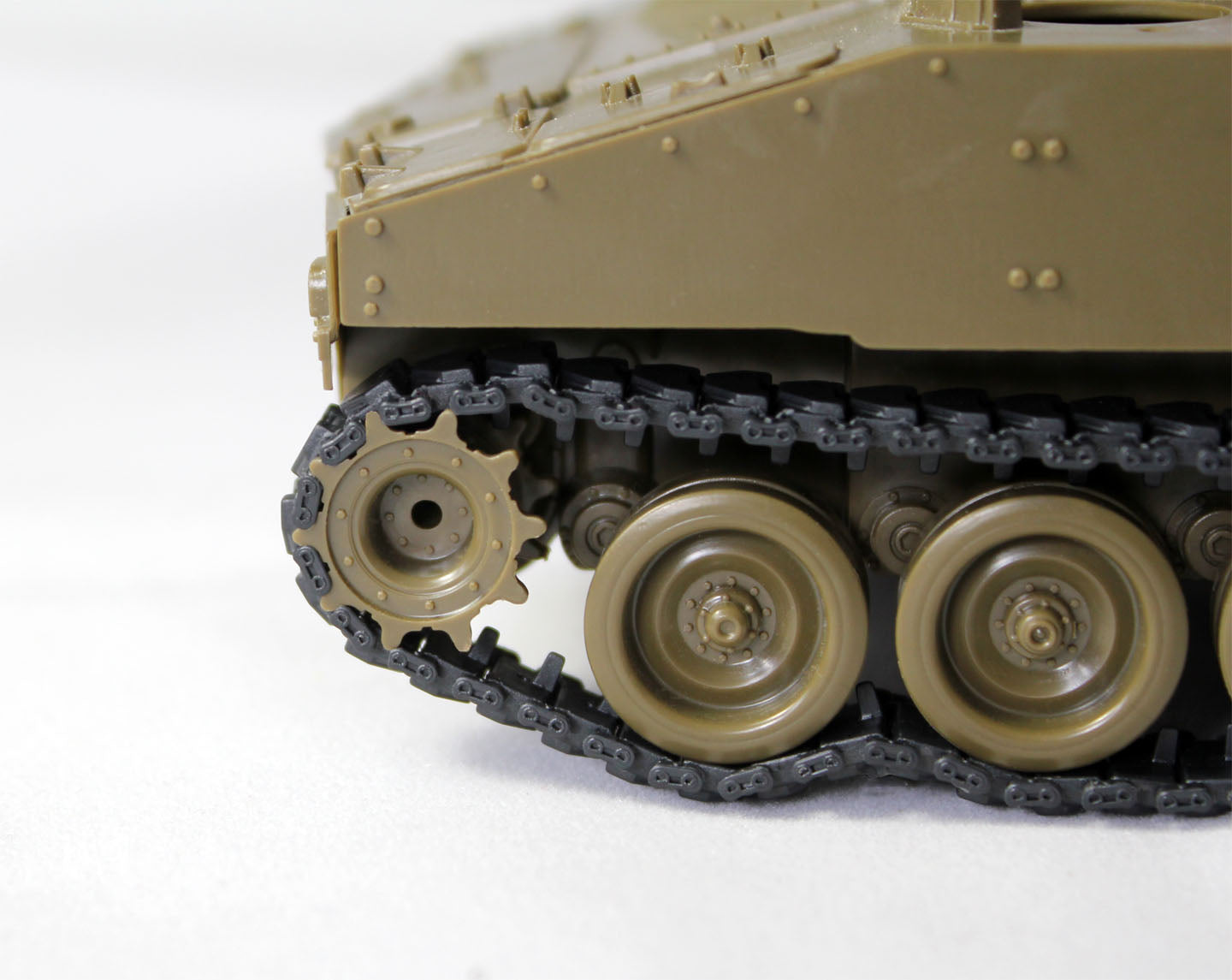Riich 1/35 T-154 Workable Track set for M109A6 SPH | 6953391900166