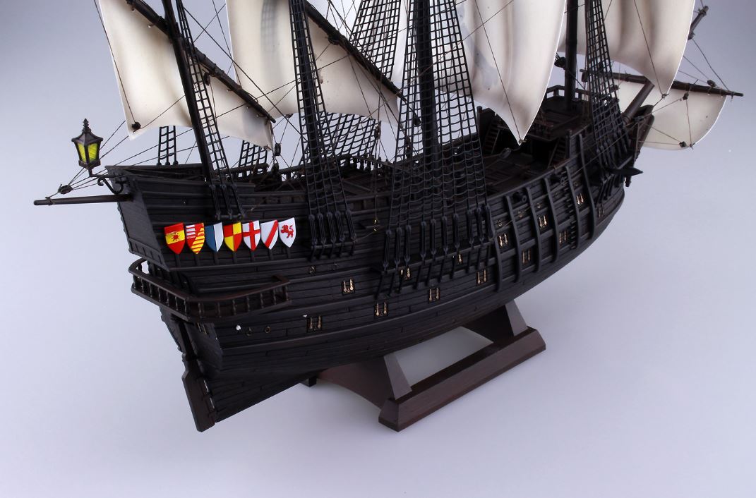Aoshima 1/100 Pirate Ship