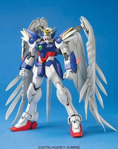 Gundam Wing: Endless Waltz - XXXG-00W0 Wing Gundam Zero Custom - MG - 1/100(Bandai)