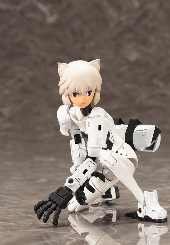 Kotobukiya 1/1 Wism Soldier Snipe/Grapple, Megami Device Series Figure Kit | 190526036161
